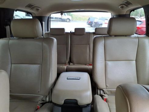Used 2011 Toyota Sequoia Platinum image 20