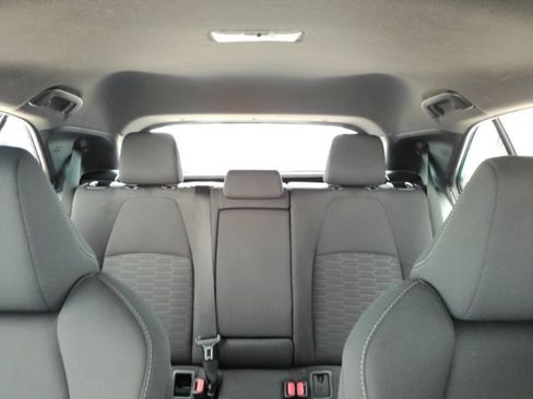Used 2021 Toyota Corolla SE FWD image 30