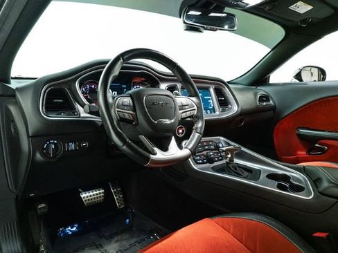 Used 2016 Dodge Challenger SRT Hellcat image 22