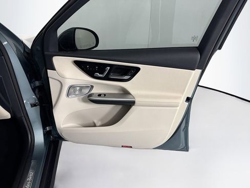 Certified 2026 Mercedes-Benz GLC 300 image 26