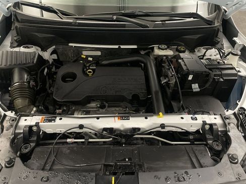 Used 2023 GMC Terrain SLE w/ Driver Convenience Package image 23