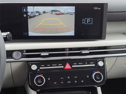 New 2026 Hyundai Tucson SEL image 17