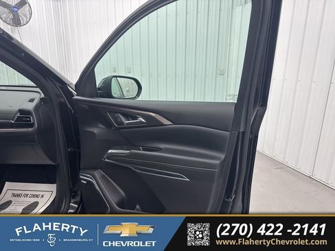 Used 2025 Chevrolet Traverse High Country image 12