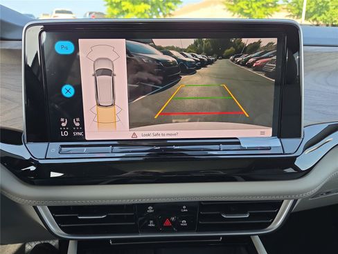 New 2026 Volkswagen Atlas SE FWD image 19