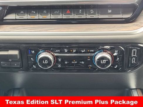 New 2026 GMC Sierra 1500 SLT AWD/4WD image 14