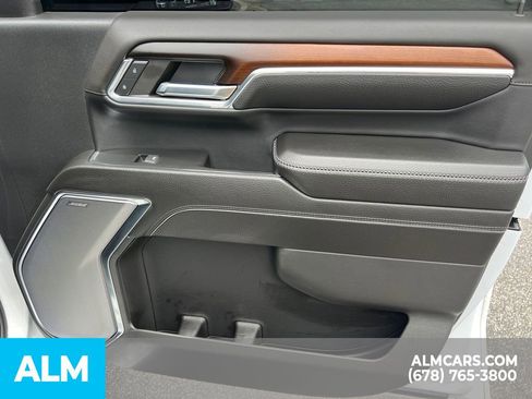 Used 2024 GMC Sierra 3500 Denali image 18