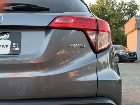 Used 2016 Honda HR-V EX-L image 10