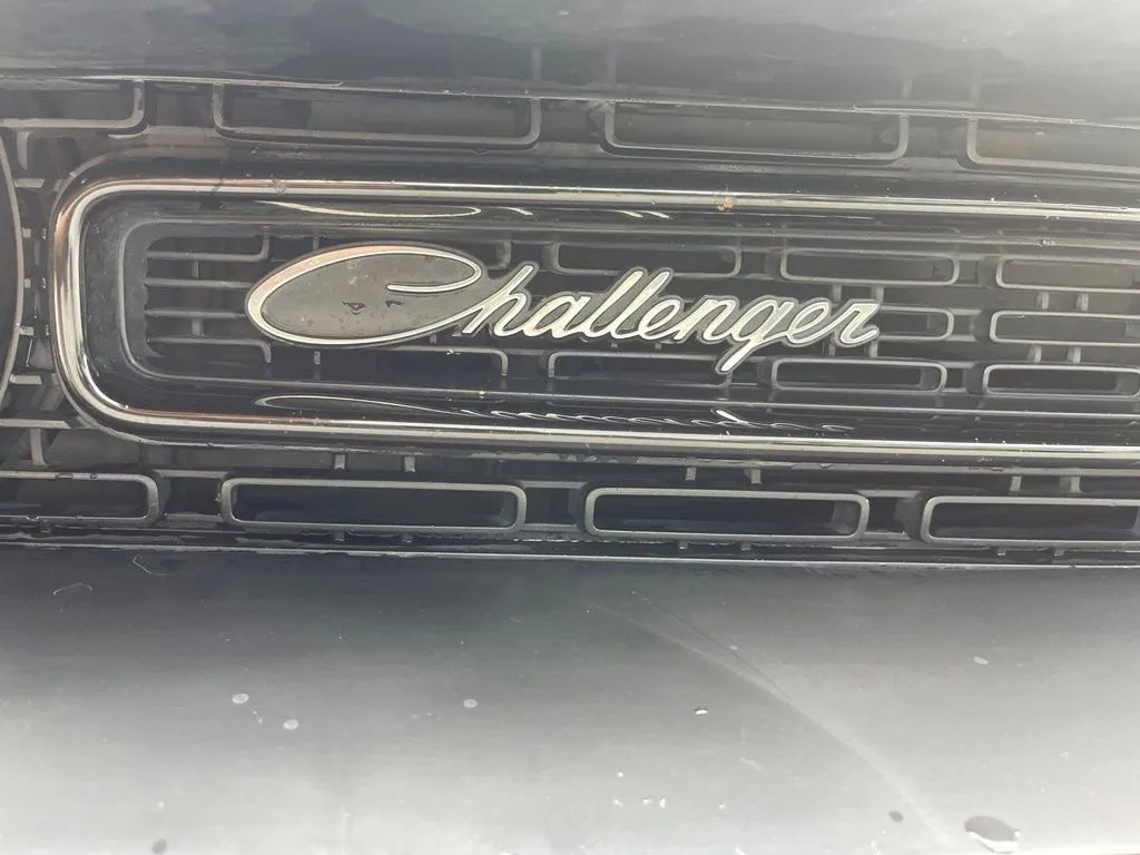 Used 2019 Dodge Challenger R/T Scat Pack RWD image 12