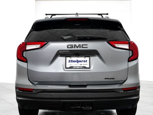 Used 2023 GMC Terrain SLT w/ Infotainment Package II AWD/4WD image 6