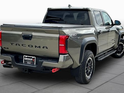 Used 2024 Toyota Tacoma TRD Off-Road AWD/4WD image 13