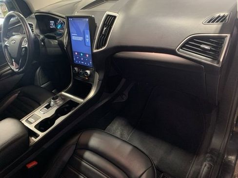 Used 2024 Ford Edge SEL AWD/4WD image 19