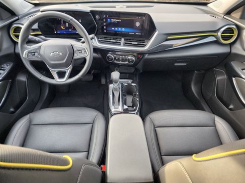 Used 2024 Chevrolet Trax ACTIV w/ Driver Confidence Package image 18