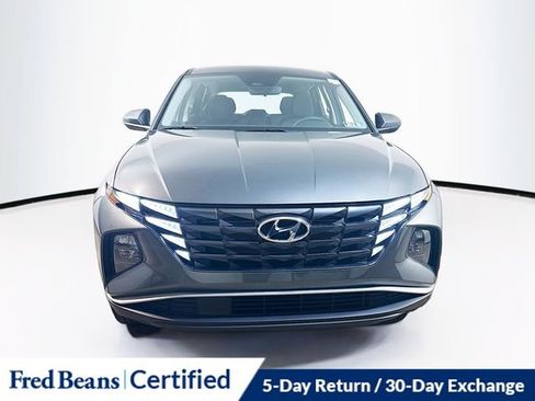 Certified 2023 Hyundai Tucson SE image 2