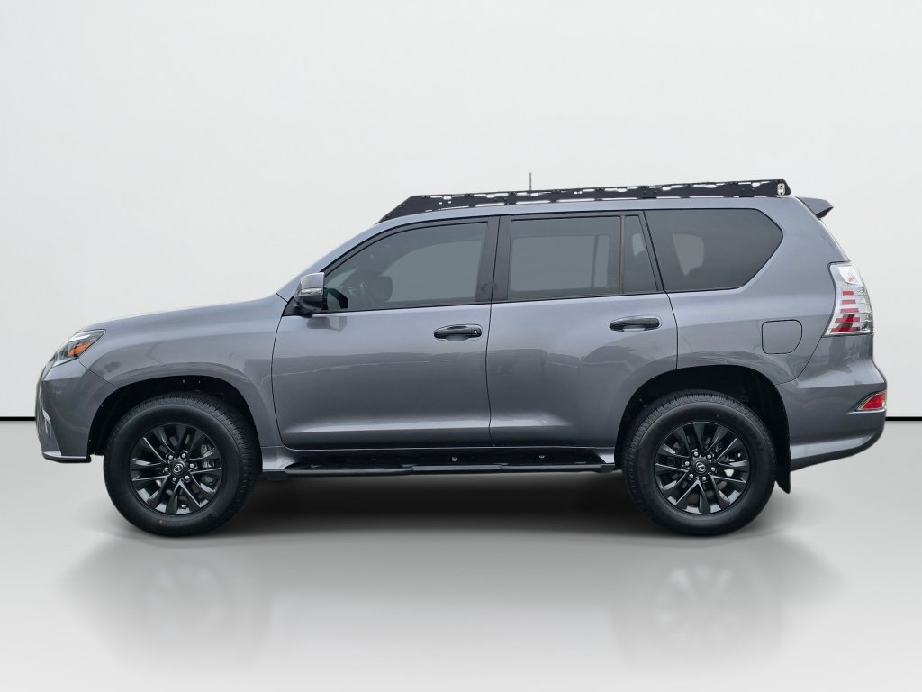 Used 2023 Lexus GX 460 Premium w/ Premium Package AWD/4WD image 3