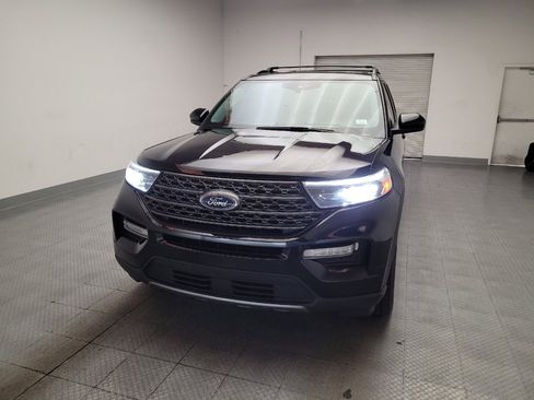 Used 2022 Ford Explorer XLT w/ Equipment Group 202A AWD/4WD image 15