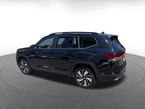 Used 2026 Volkswagen Atlas SE AWD/4WD image 9