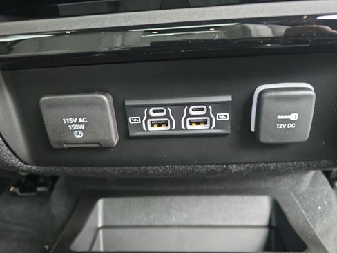 New 2026 Jeep Grand Wagoneer 2WD image 13