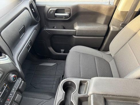 Used 2021 Chevrolet Silverado 1500 Custom image 14