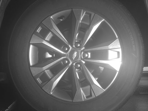 Used 2025 Chevrolet Equinox LT image 14