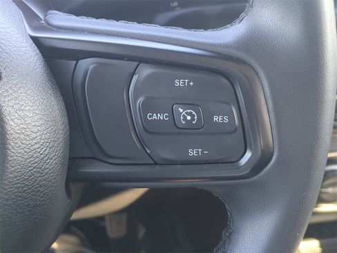 Used 2023 Jeep Gladiator Sport image 28