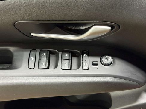 Used 2023 Hyundai Tucson SEL w/ Convenience Package image 9