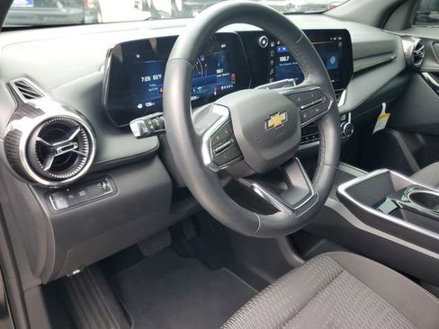 Certified 2025 Chevrolet Equinox LT w/ Safety and Technology Package FWD image 16