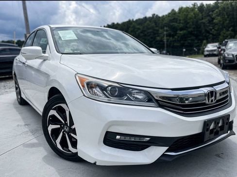 Used 2017 Honda Accord EX-L image 1