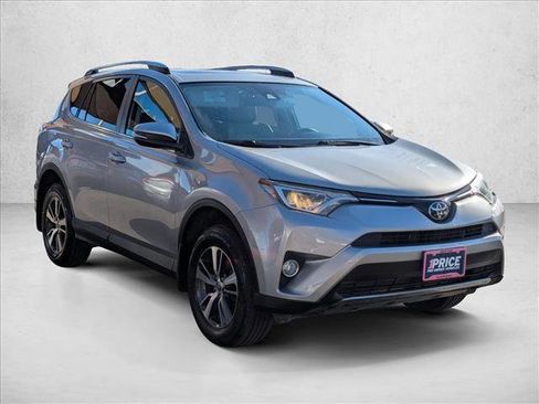 Used 2018 Toyota RAV4 XLE w/ Plus Extra Value Package image 3