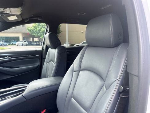 Used 2024 Buick Enclave Premium FWD image 20