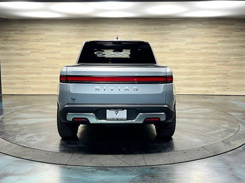 Used 2024 Rivian R1T Adventure AWD/4WD image 20