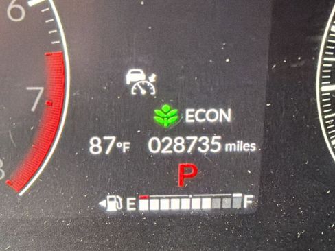 Used 2024 Honda Pilot EX-L image 18