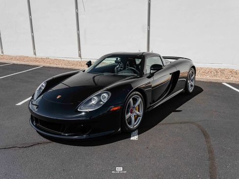 Used 2005 Porsche Carrera GT RWD image 13