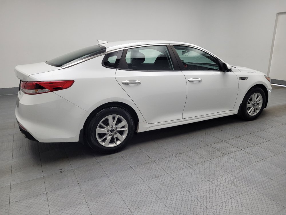 Used 2017 Kia Optima LX FWD image 10