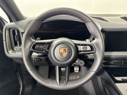 New 2026 Porsche Cayenne S image 35