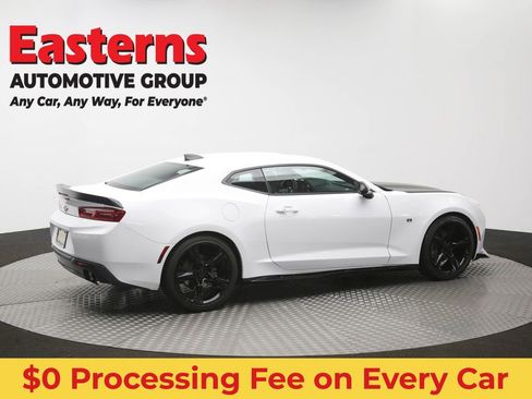 Used 2018 Chevrolet Camaro LT RWD image 40