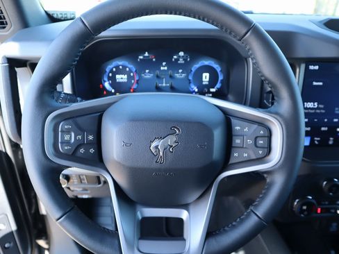 New 2025 Ford Bronco Big Bend image 3