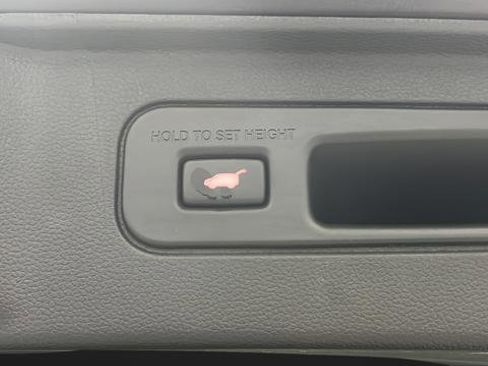 Used 2023 Honda Pilot Elite image 33