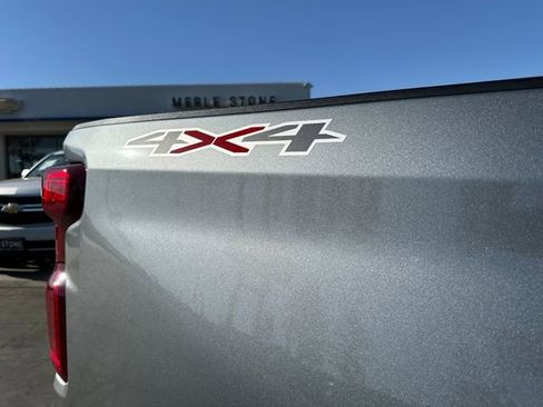 Certified 2023 Chevrolet Silverado 1500 LT AWD/4WD image 11