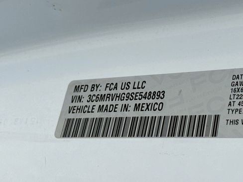 Used 2025 RAM ProMaster 3500 w/ Convenience Group FWD image 37