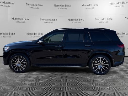 New 2026 Mercedes-Benz GLS 450 4MATIC image 2