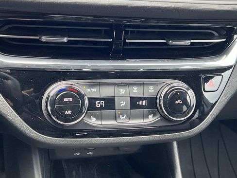 Used 2025 Buick Envista Sport Touring w/ Convenience I Package image 26