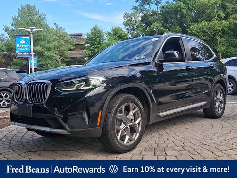 Used 2023 BMW X3 xDrive30i w/ Premium Package w/ZPA AWD/4WD image 3
