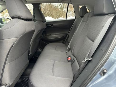Certified 2023 Toyota Corolla Cross LE w/ Moonroof Package image 18