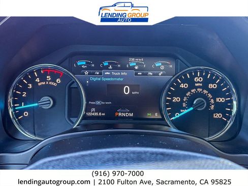 Used 2018 Ford F150 Platinum w/ Equipment Group 701A Luxury AWD/4WD image 22