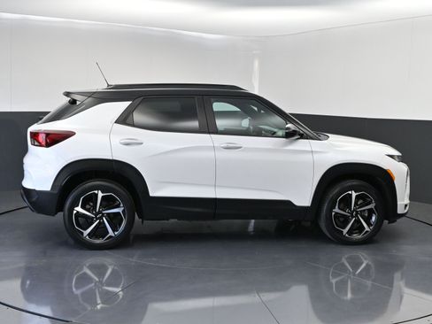 Used 2023 Chevrolet TrailBlazer RS AWD/4WD image 8
