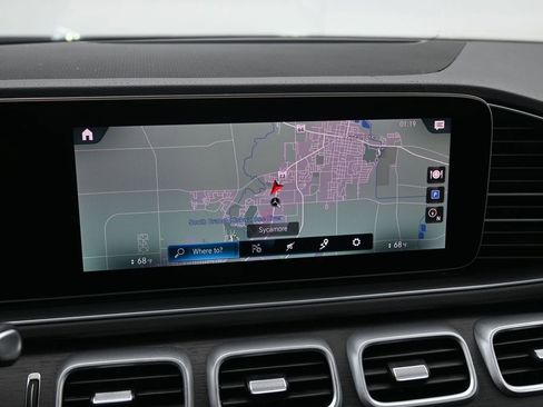 Used 2022 Mercedes-Benz GLS 450 4MATIC image 18