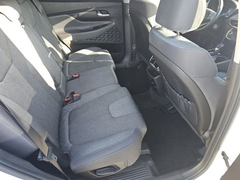 Used 2020 Hyundai Santa Fe SE image 5