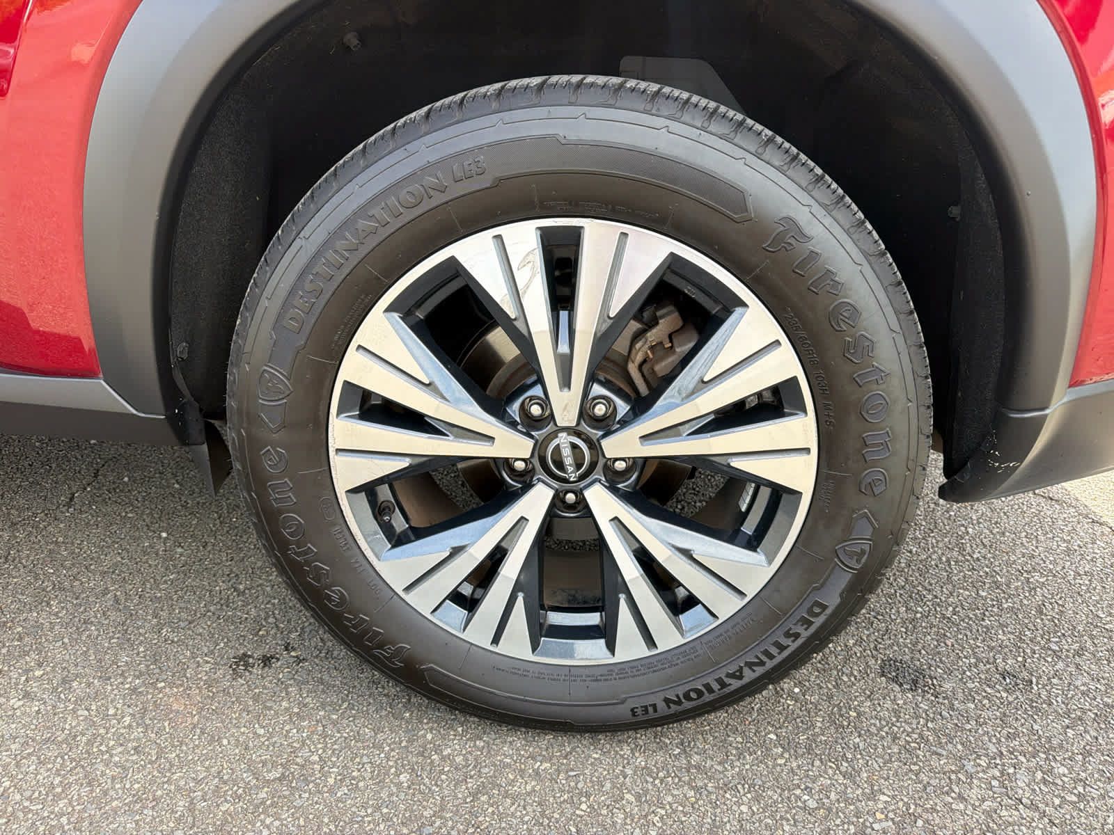 Used 2022 Nissan Rogue SV w/ SV Premium Package FWD image 5