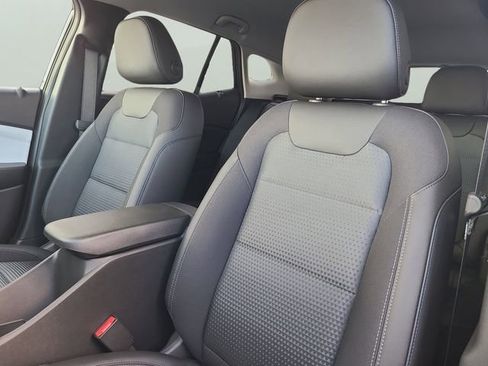 New 2026 Chevrolet Trax LT image 23