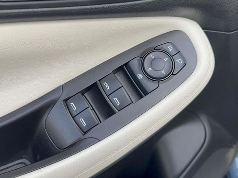 Used 2024 Buick Encore GX Preferred FWD image 16